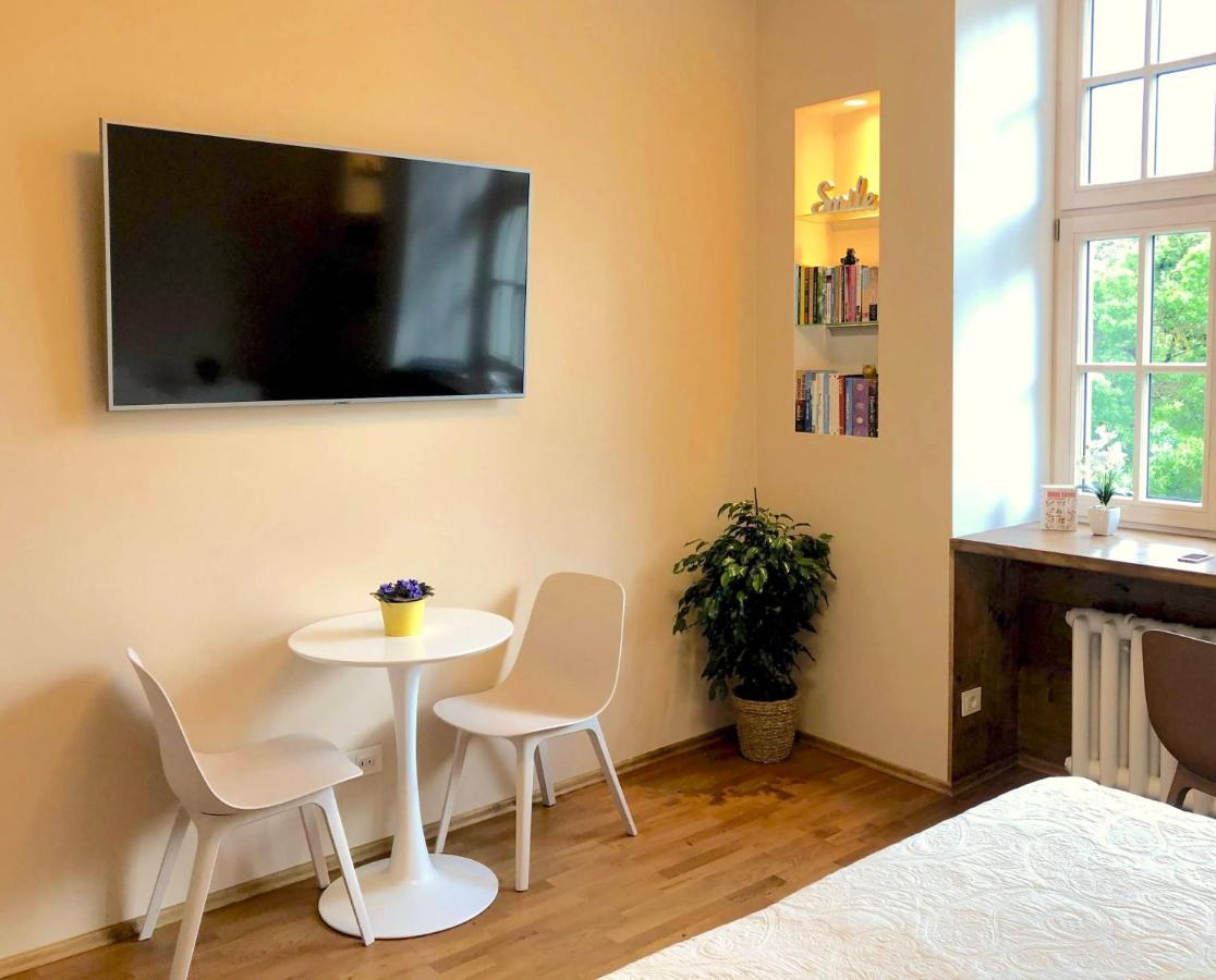 Centrally Located Apartment Overlooking Vermanes Park Ρίγα Εξωτερικό φωτογραφία